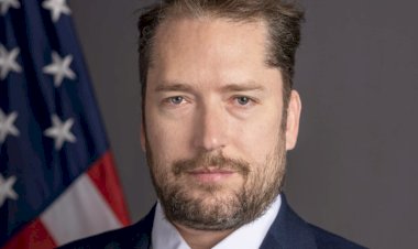 Amigo de Eduardo, enviado de Trump que visitaria Bolsonaro questionou eleições: “trapaça”