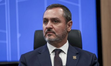 INFORME JB Polícia Federal se rende a Mendonça para fortalecer candidatura de Flavio Bolsonaro