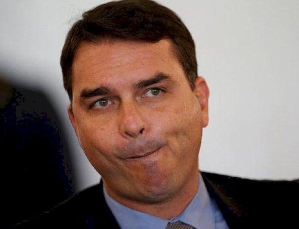 INFORME JB Milagre da multiplicação: Flavio Bolsonaro declara fortuna de R$ 8,186.000,00 à Justiça Eleitoral