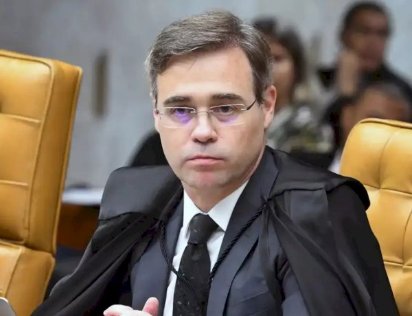 interferência André Mendonça age como Sérgio Moro e desgasta a imagem do STF, diz advogado e cientista político
