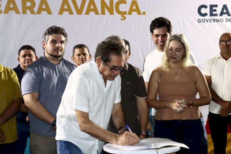 Águas do Sertão Secretário das Cidades assina ordem de serviço para construção de sistemas de abastecimento de água em Itapipoca e Beberibe