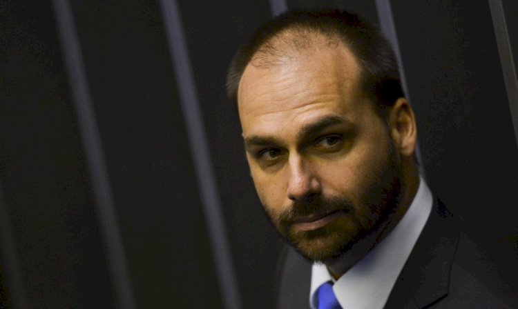 JUSTIÇA O cabo e o soldado perderam. Por unanimidade, STF condena Eduardo Bolsonaro e o torna inelegível ...